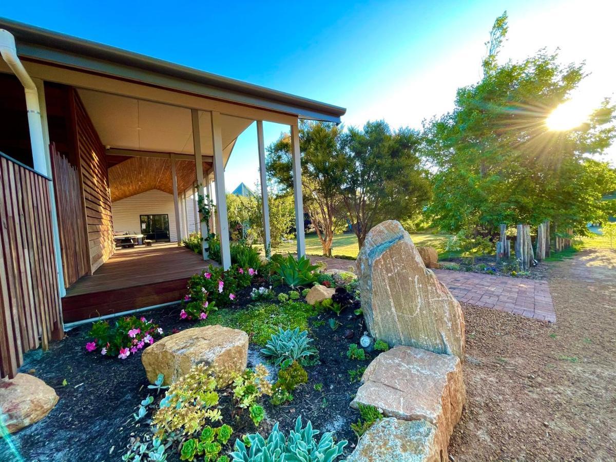 Grape Juice Retreat Rustic Romantic Gateway 5Mins To Beaches & Town Margaret River Exterior foto